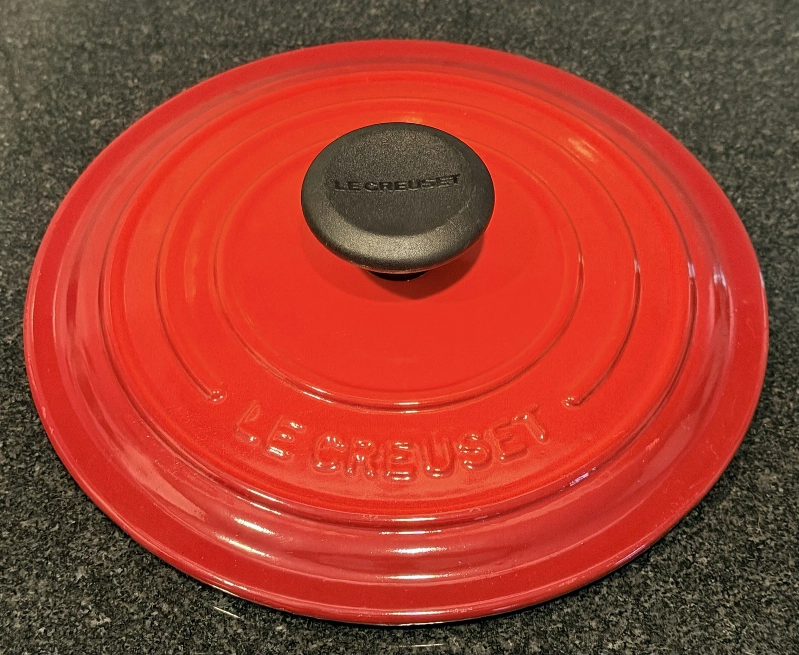 Le Creuset Red Cerise #18 Cast Iron Replacement LID Perfect 7in Black Knob