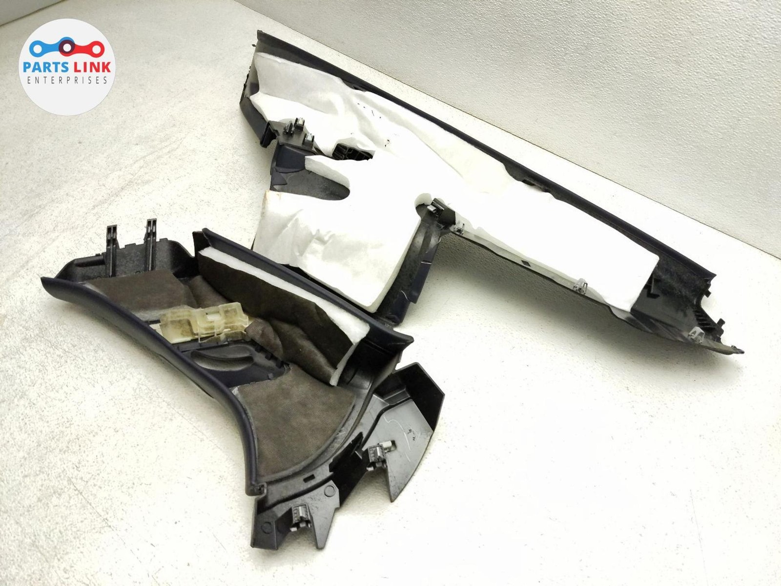 Bentley Bentayga 2016-2020 REAR+LEFT Trim molding