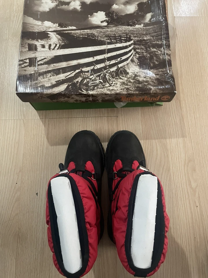 Timberland 6 pulgadas Acolchado 72912 Negro/Rojo Nuevo En Caja 650 Botines 6 Juveniles Y2K Foto 4 de 4
