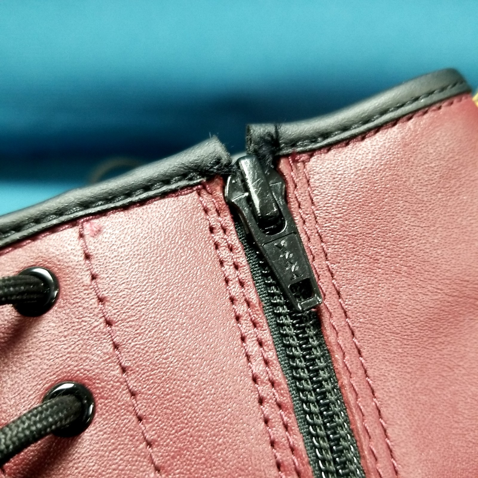 Doc Martens Cherry Red Lace Up & Side Zip Combat Boots Women's 7 Men's 6 thumbnail 5