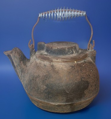 VTG Antique Wagner s 1891  Teapot Kettle Cast Iron Wire Handle Original 2.5 QT.