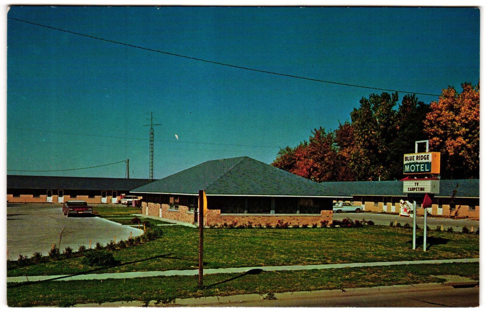 Blue Ridge Motel Norfolk Nebraska NE Old Classic Cars Exterior View