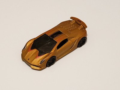 Hot Wheels HW Exotics Design 