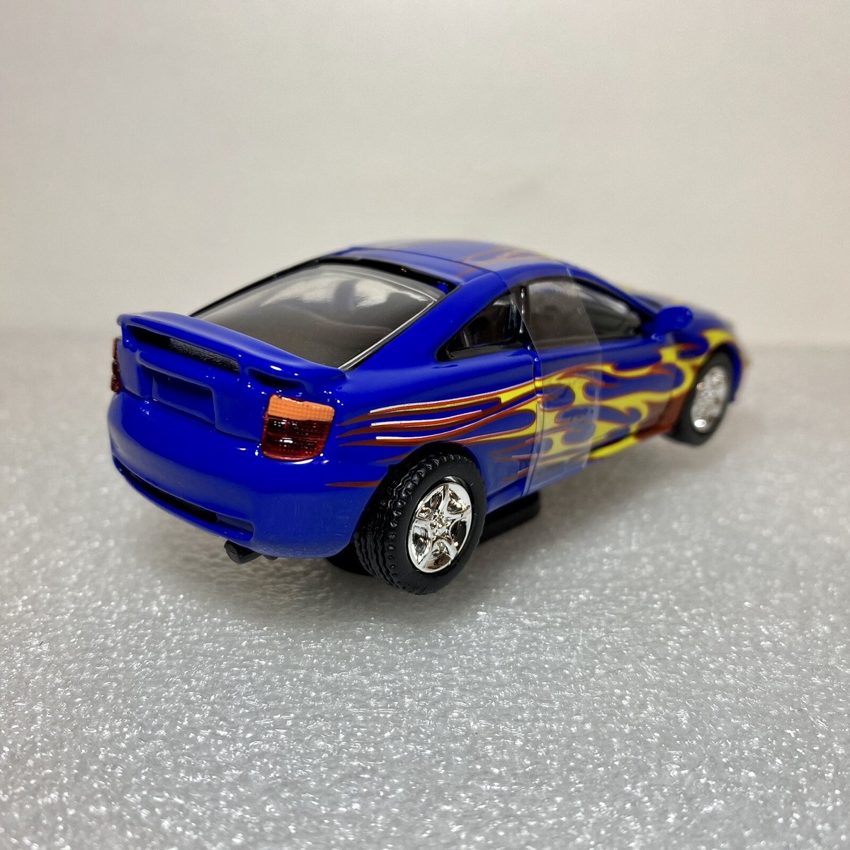 MotorMax (4011) Toyota Celica 1:43 Scale Diecast Car Blue with