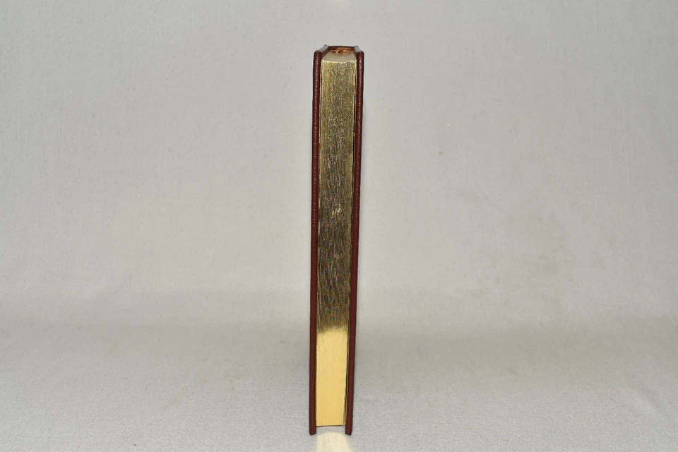 SIGNED Easton Press BECH AT BAY John Updike 1ST EDTN 442/1100 LEATHER FINE/RARE! Foto 4 de 4