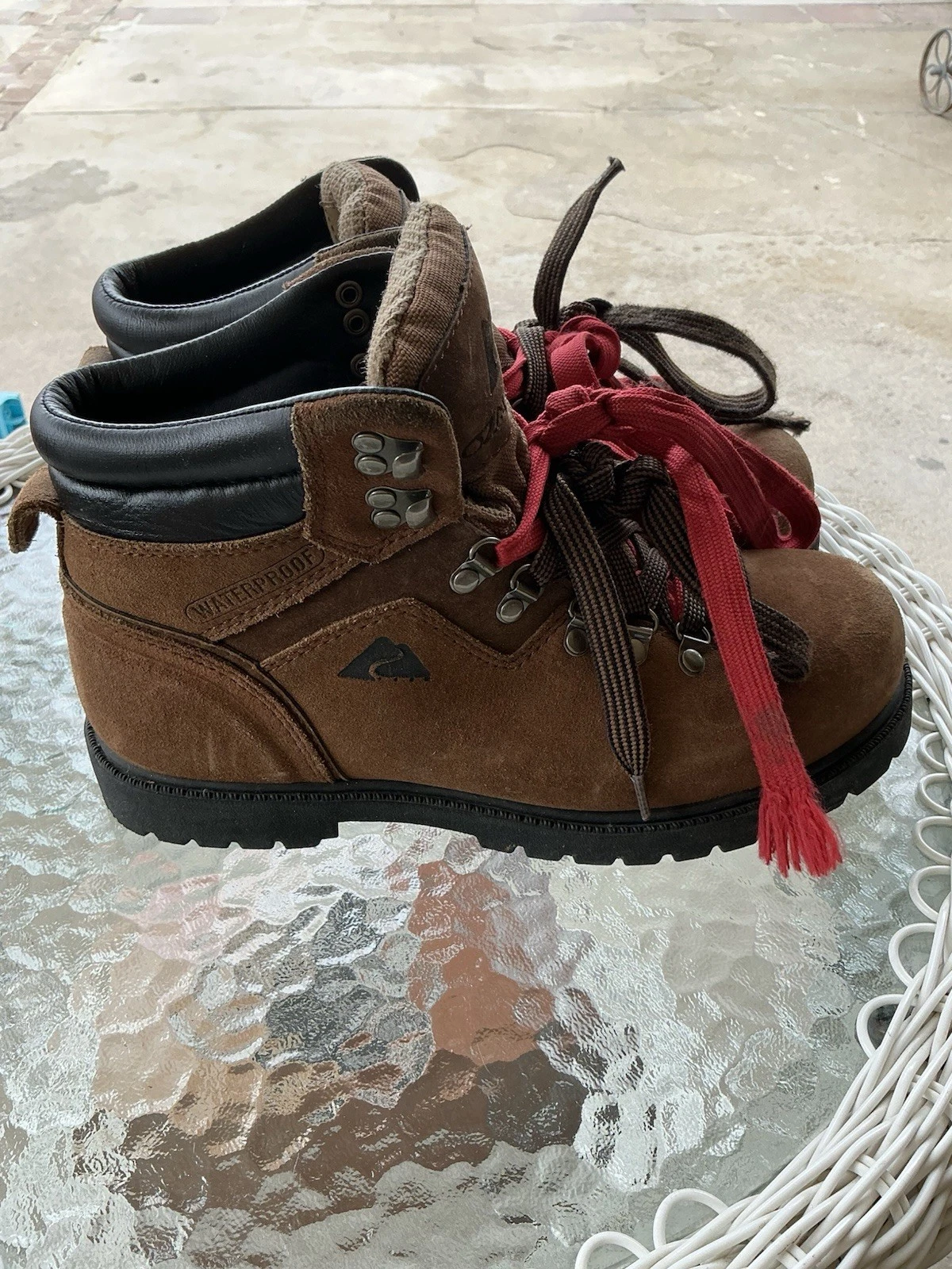 OZARK TRAIL Javelin Men’s Hiking Boots 8.5 Brown Oil Pre-owned With Box