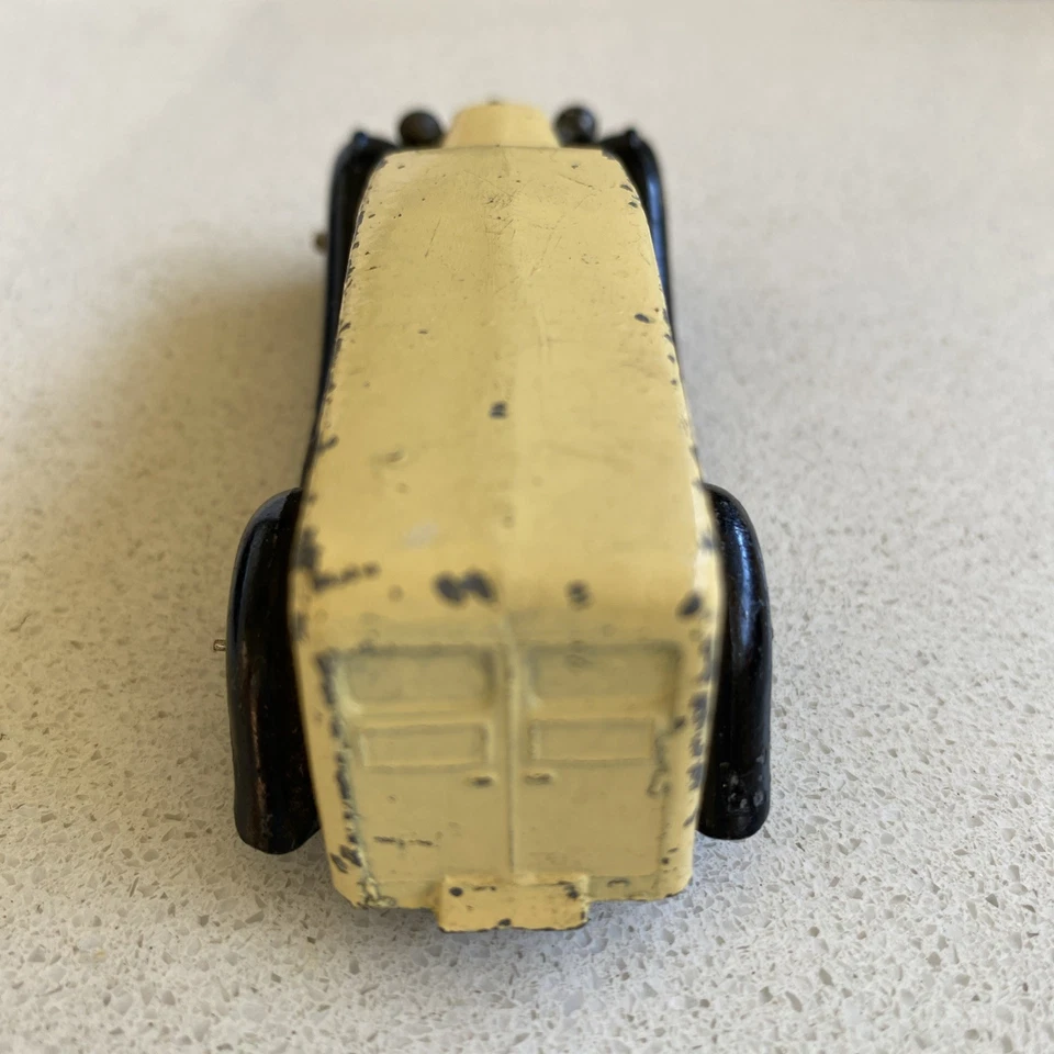 Dinky 30f Emblema Cruz Roja Años 30 Ambulancia Post Primera Guerra Mundial Completo Bonita Pátina De Colección Foto 2 de 4