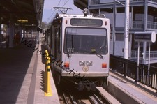 Pittsburgh LRT Red Line 4219 South Hills Village PA 35 mm extensión de ferrocarril (866)