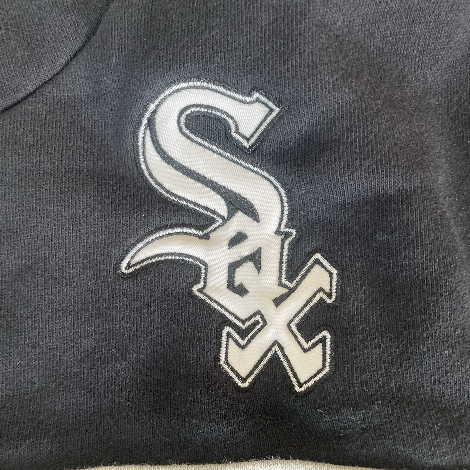 Mens Mitchell & Ness Chicago White Sox MLB Head Coach Hoodie thumbnail 5