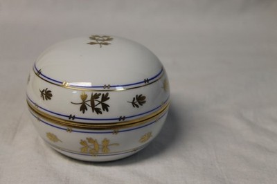 Vintage Herend  runde Deckeldose Bonboniere  Nr.6032/BAT selten