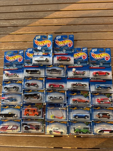 Hot Wheel 2000-02 Collection - Porsche Mercedes Ferrari - Vintage 27 Car Lot