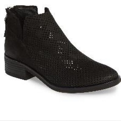 Dolce Vita Sher Perforated Bootie Laser Cut Back Zip Black Suede 7.5