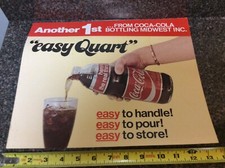 Ancienne bouteille quart publicitaire originale Coca Cola panneau carton soda pop