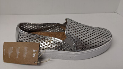 Jibs Classic Slip-On Shoes, Silver, Women's 6 M