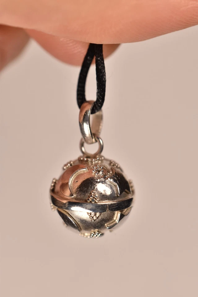 *BOLA ARMONÍA* Colgante Balinés + Cordón Carillón Luna Estrellas Placa Plata 1.7cm 3.9g Foto 3 de 4