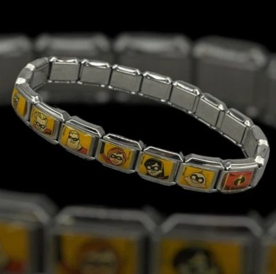 Bracelet Enfant Et Héros Marvel Plaques A Élastique Signé Disney Multicolore - Photo 1/4