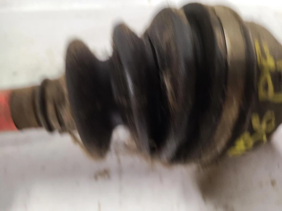 Б/у передний правый внешний приводной вал оси подходит для: 2001 Mazda 626 передняя ось 4 - Изображение 3 из 4