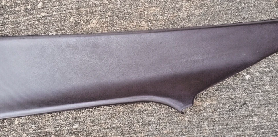 1984 TOYOTA CELICA RIGHT Interior Hatch Quarter Glass Trim 62471-14210 LOC-167 - Изображение 4 из 4