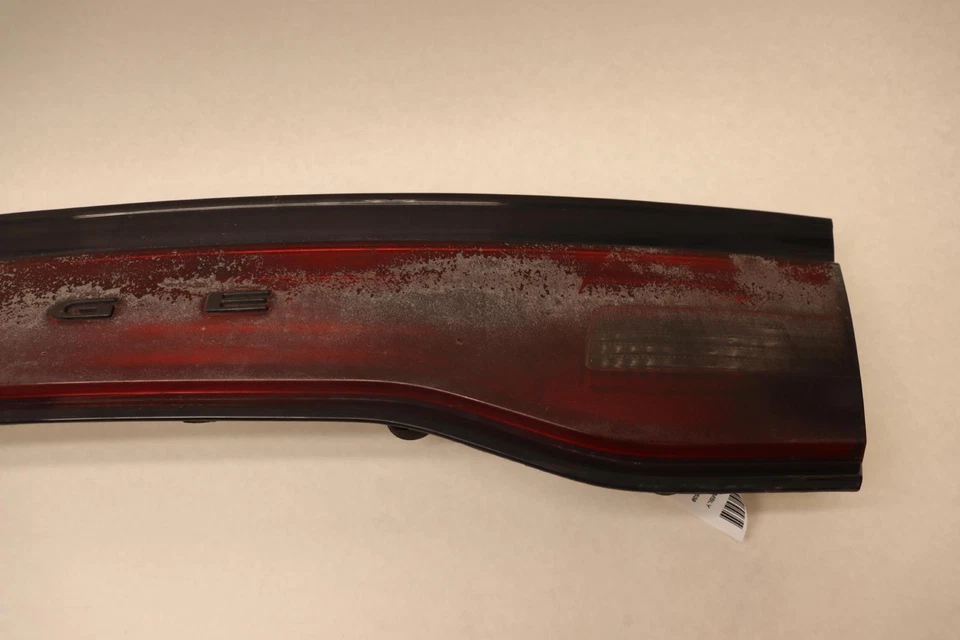 Dodge Charger 2011-2014 portón trasero maletero cubierta luz trasera central lámpara OEM Foto 2 de 4