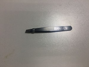 Professional Slant Pointed Tweezer For Eyebrows Plucking Ingrown