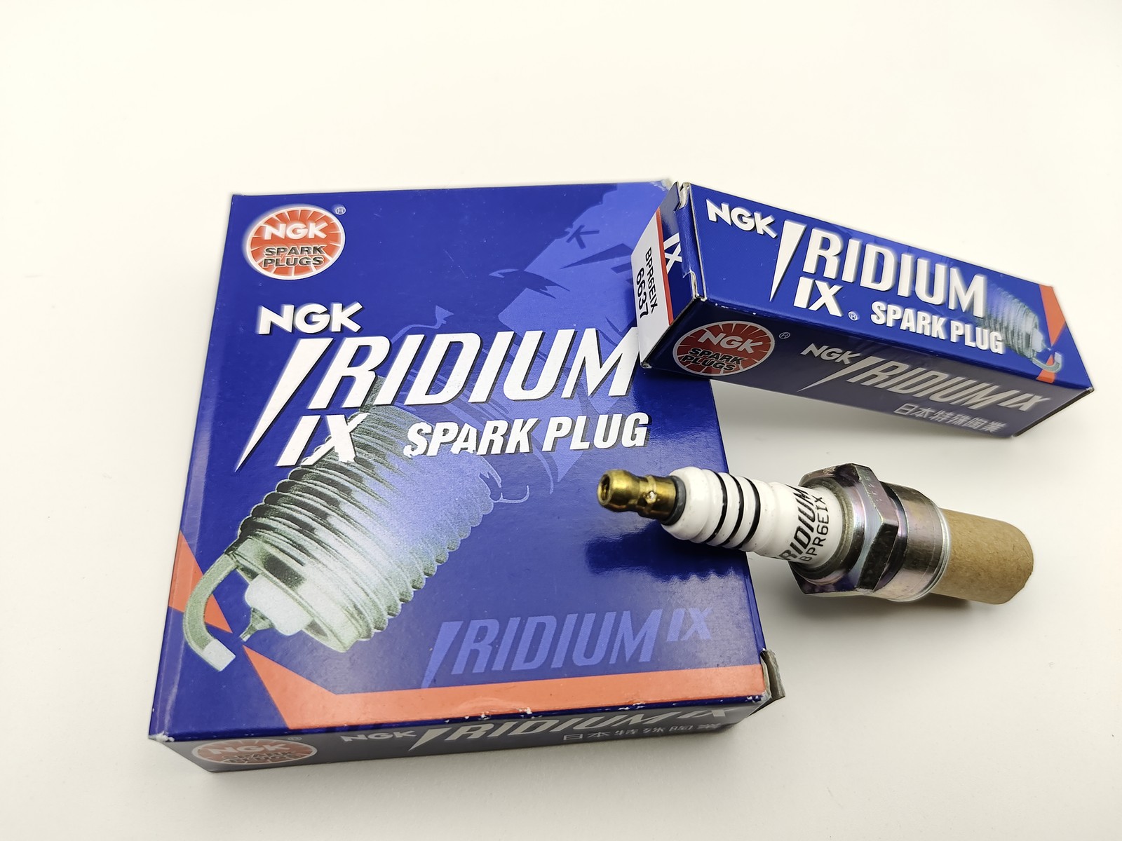 4 Pcs NGK 6637 BPR6EIX Iridium IX Spark Plugs for XS63DP XS63 XP64DP2 XP64