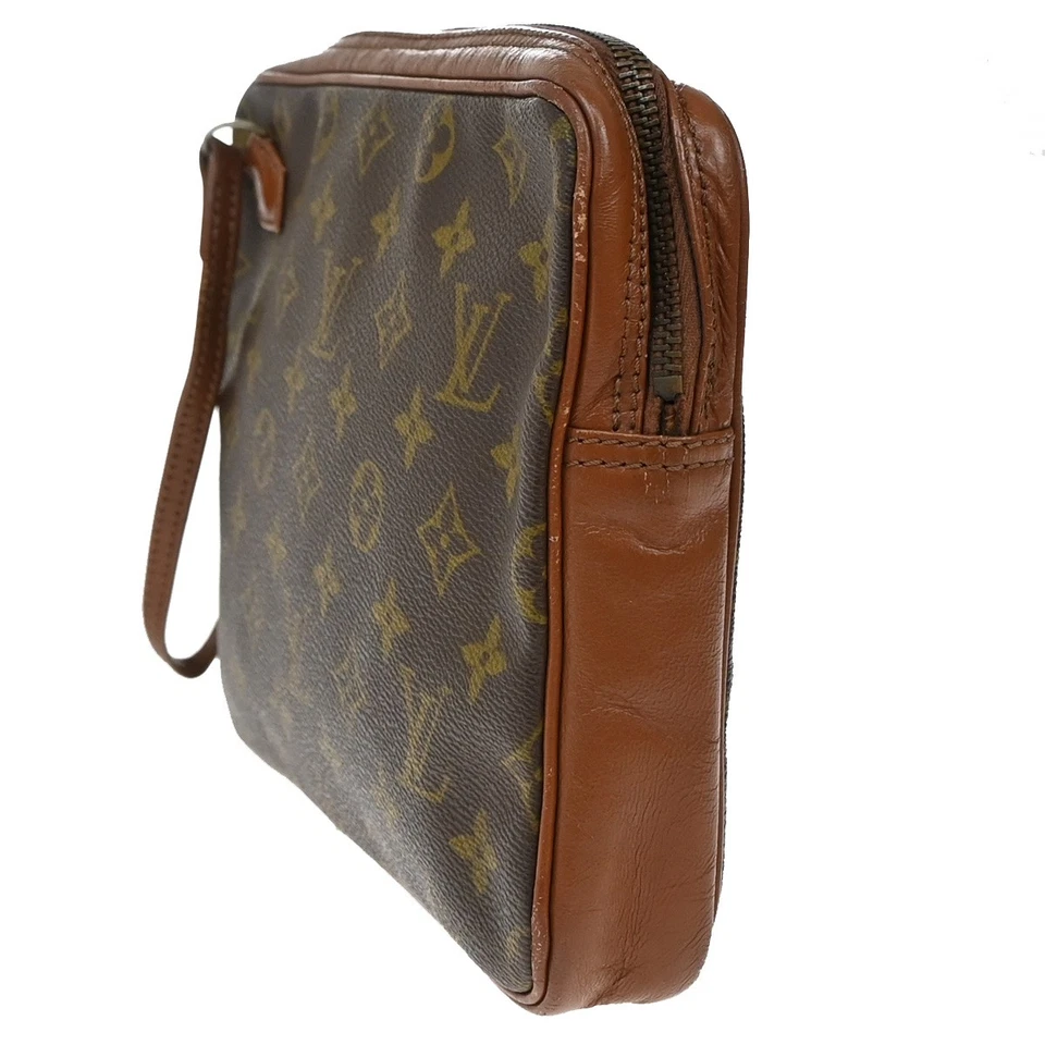 Bolso de Mano Deportivo Bolso sin asas Louis Vuitton Logo Pochette Cuero Monograma BN 04YH208 Foto 2 de 4