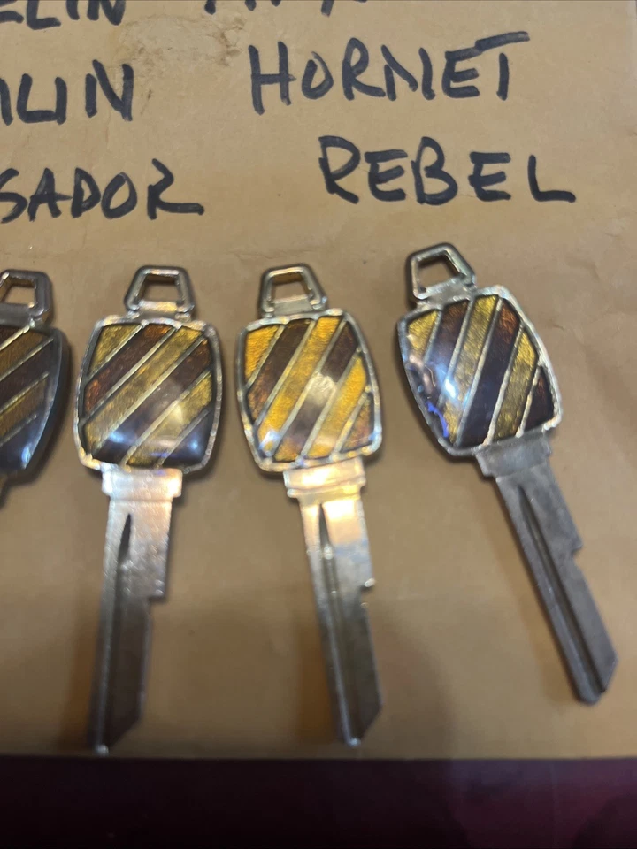 AMC Original Distribuidor Stock Llave Javelin AMX Gremlin Hornet Rebel Ambassador 70-75 Foto 3 de 4