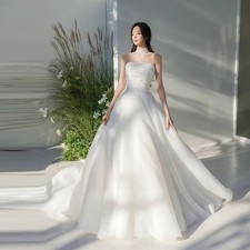 Organza A Line Wedding Dress Photo shoot Strapless Beads Floor Length Bride Gown