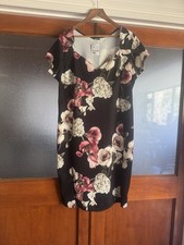 Quiz - black floral body-con summer dress - size 24 - BNWT