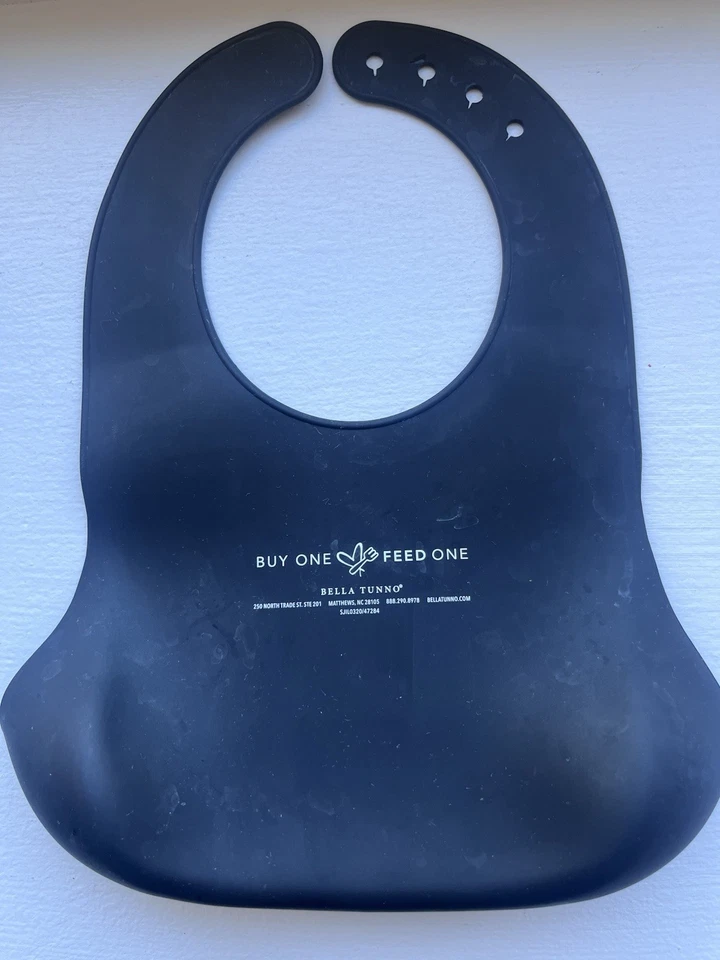 Babero arco iris negro Bella Tunno. Género neutro Foto 4 de 4