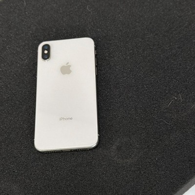 Apple Smartphone Black Bar Style Sleek Design Mobile Phone Modern Apple Device