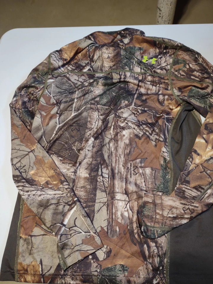 Under Armour Real Tree Scent Control Quarter Zip Pullover - Camo - Medium - Image 4 of 4