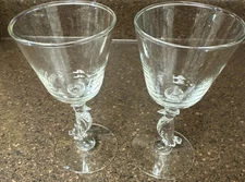 2 Vintage MCM Libbey Glass Old Crow Tuxedo in Topcoat Wine Glasses