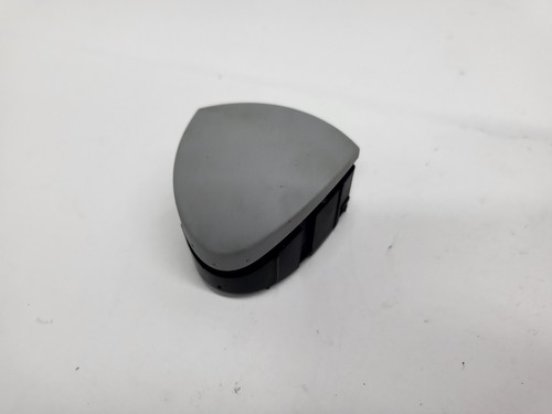 Mercedes W211 - Abdeckung Schalter Diebstahltwarnanlage 2118213551 (05)