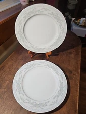 2 SOMERSET NL EXCEL CHINA DINNER PLATE SILVER/PLATINUM BAND BLUE FLORAL DESIGN
