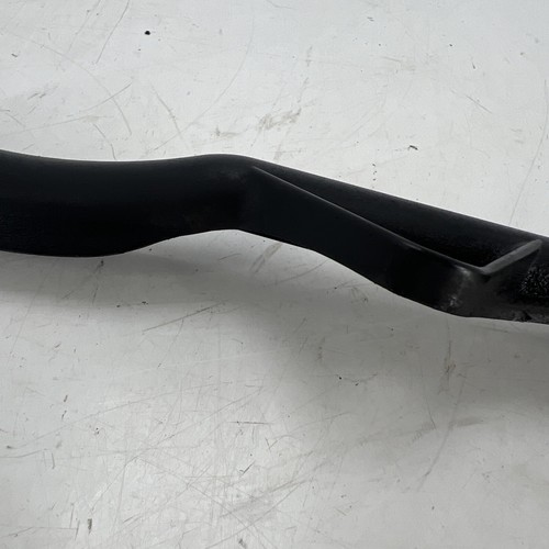 Aprilia RSV1000R 2007 Rear Brake Pipe Guard Pt.no Dis.106364 / AP8134781 #A1 - Picture 7 of 14