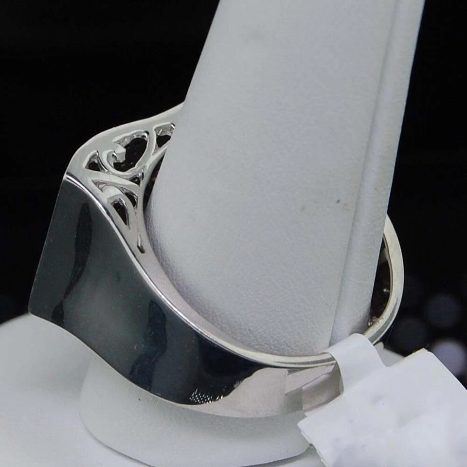 Anillo para hombre 0,85 quilates diamante negro enchapado en oro blanco de 14 quilates llamativo pavé meñique Foto 4 de 4