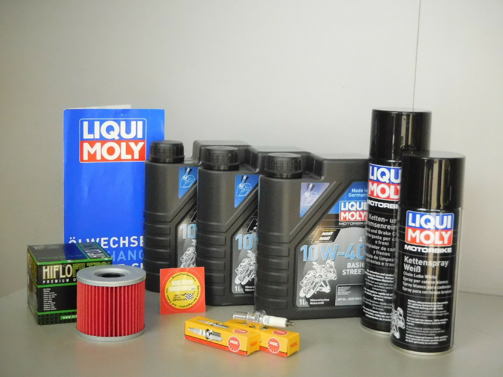 Maintenance Set Suzuki GSX 400 - Service Inspection Oil Filter Spark Plug Oil