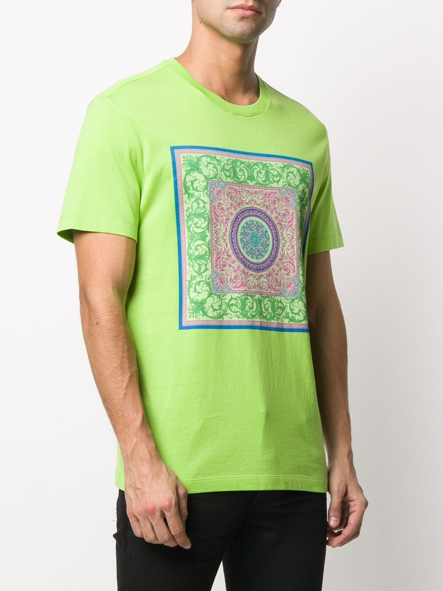 $475 VERSACE vibrant lime green barocco print t-shirt Medium
