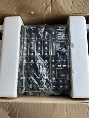 Numark 5000FX 5 channel professional effects dj mixer | eBay