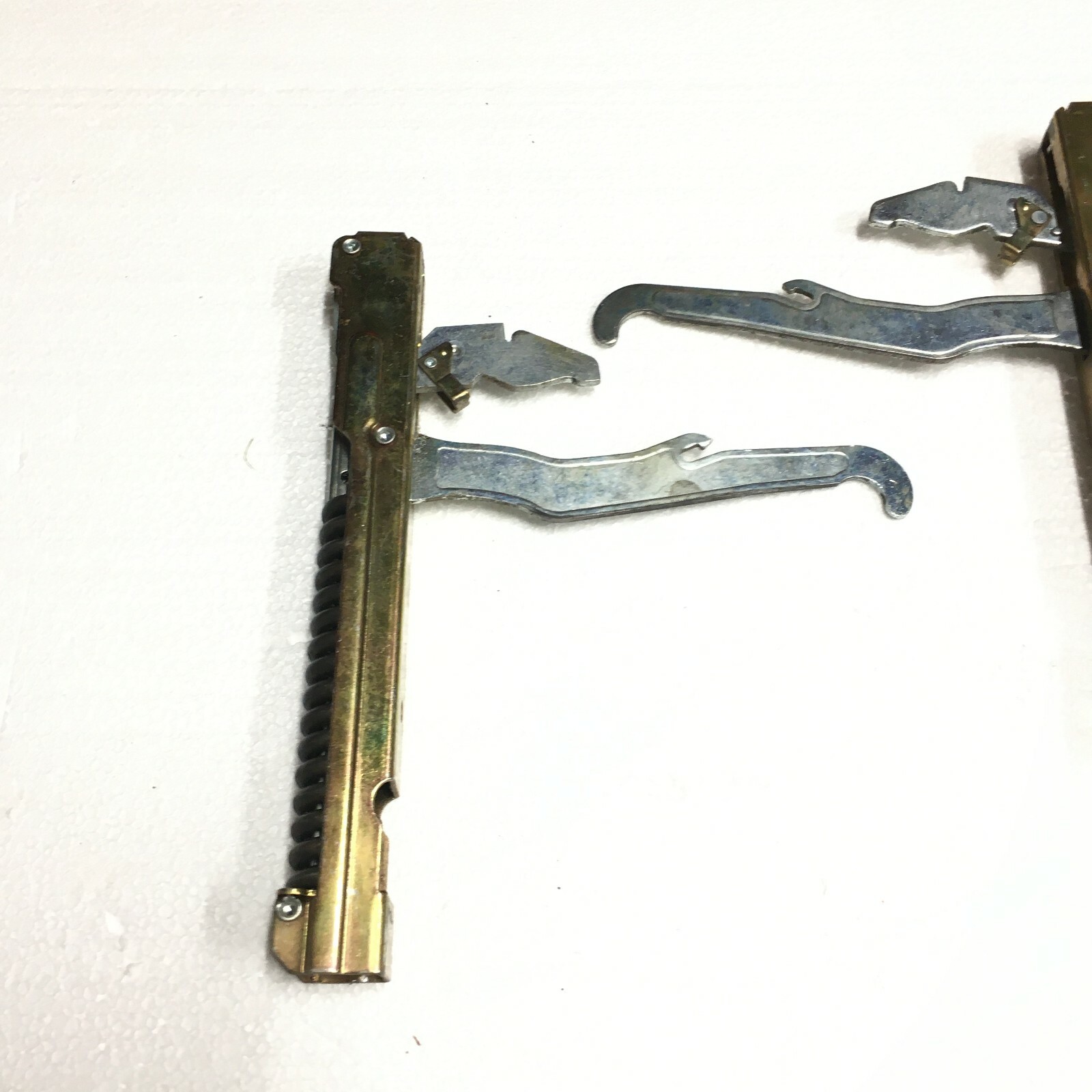 82883 OEM Dacor Oven Hinges (Set of 2 Hinges) eBay