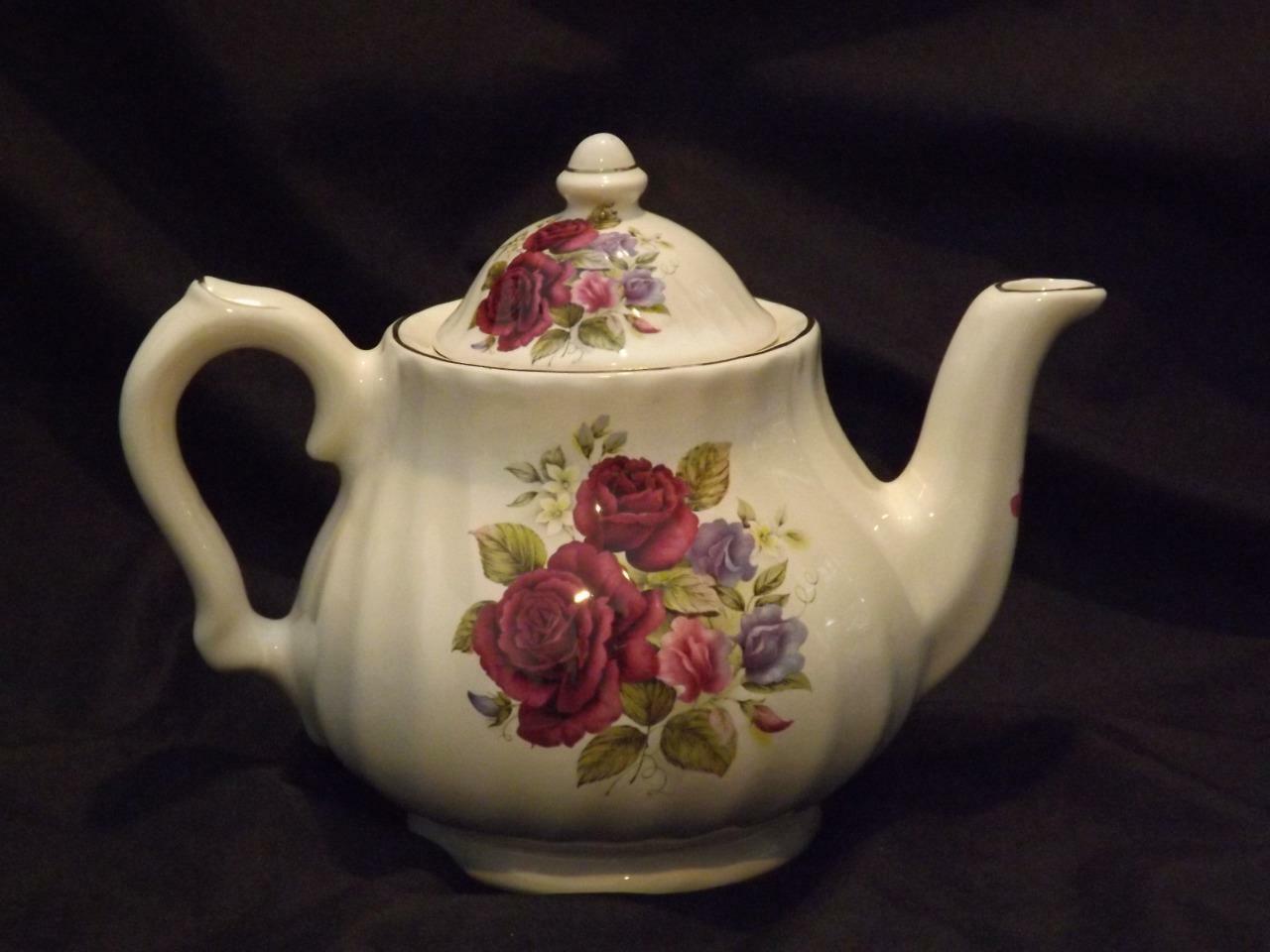 Royal Ranking TOP10 Celadone Ceracraft England Animer and price revision Rose Teapot