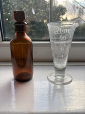 Apothecary Chemist Scientific Measure Victorian Engraved Glass + Brown Bottle 