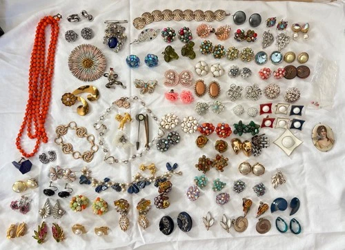 72 Pc Vntg Costume Jewelry Haskell Bergere Trifari Vogue Clip On Earrings! Jomaz