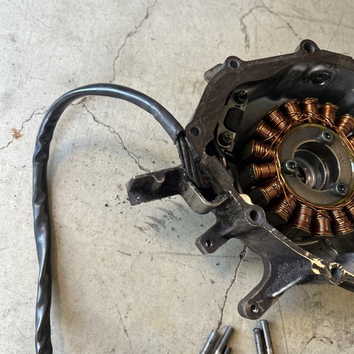 2004 - 2006 Suzuki VStrom 650 DL650 OEM Stator Alternator Generator With Cover - Picture 7 of 12