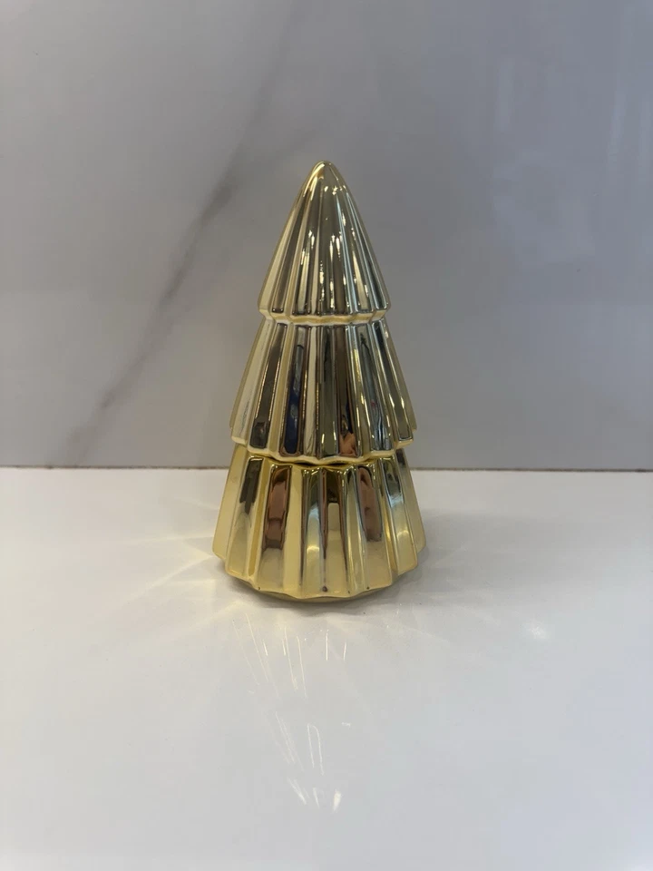 Illume Tried and True Gold Christmas Soy Candle - Mulled Cider Scent - Image 4 of 4