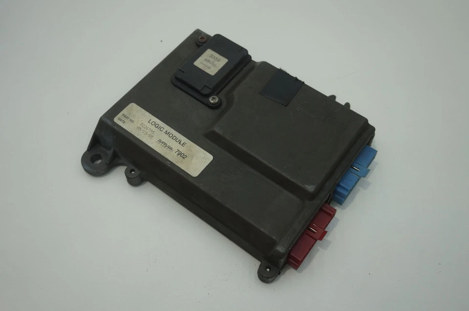 Unidad de módulo de control lógico del motor OEM 5226795 Dodge Omni 1985 Foto 2 de 4