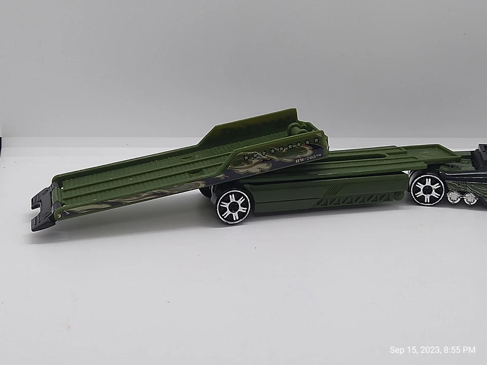 Hot Wheels Truckin' Transporters 2006 HW-705th Mattel - Изображение 3 из 4