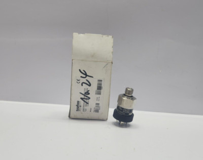 TRAFAG 8298 PRESSURE TRANSMITTER 8298.28.2517