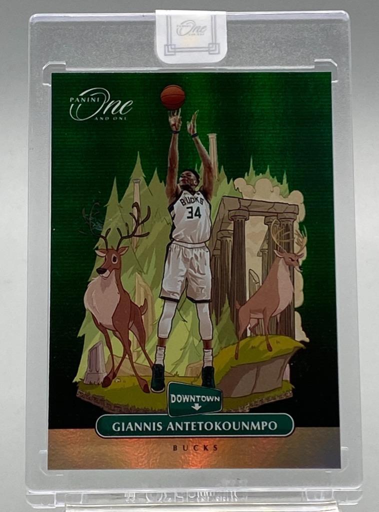 2019-20 PANINI ONE AND ONE DOWNTOWN #12 GIANNIS ANTETOKOUNMPO MILWAUKEE BUCKS.